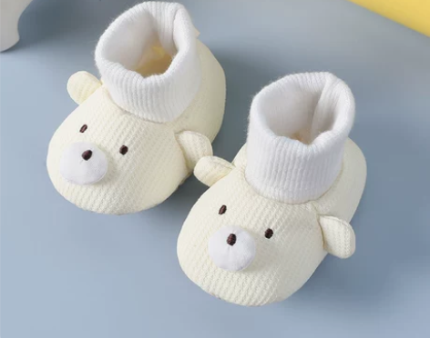 婴儿鞋新生儿鞋袜0-1岁春秋季软底鞋男女宝...