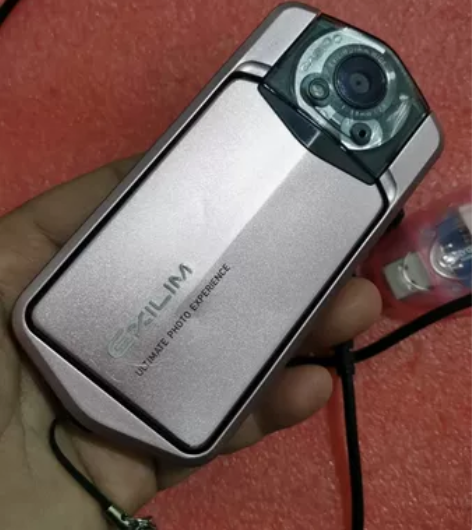 卡西欧CASIO EX-TR150 数码相...