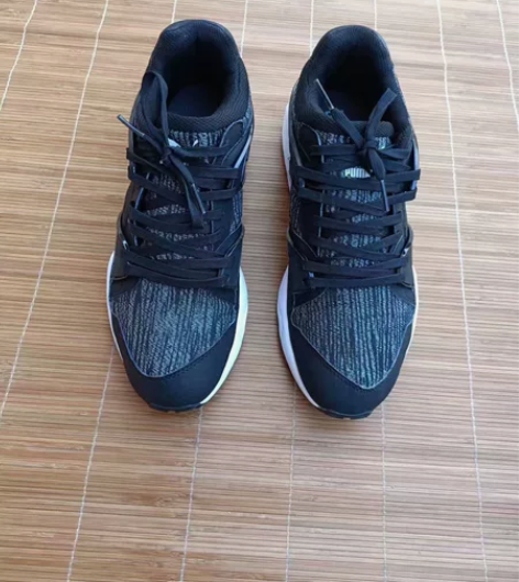 41码 彪马运动鞋          鞋子...