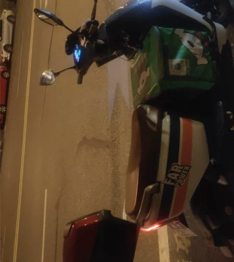 由于本人不在长沙发展了，发票还在，今年9月...