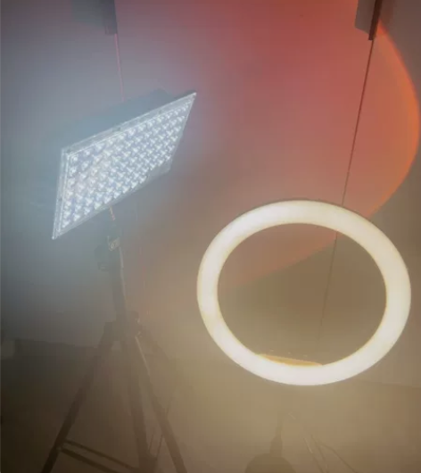 之前想做直播 没做 补光灯都是全新的  三...