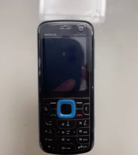 诺基亚5320手机，8成新，功能完好，无拆...
