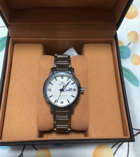 天王女士手表95新闲置 感兴趣的话点“我想...