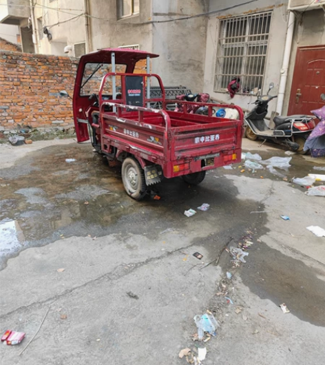 家用做早点自用三轮汽油摩托车99.9新，宗...