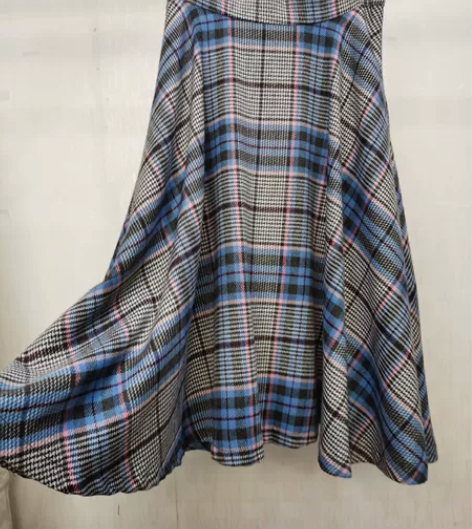 全新棉柔半身裙,大摆裙,春秋款,M码,侧拉...