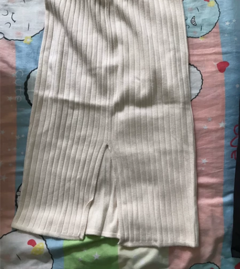 包臀中裙女米白色 感兴趣的话点“我想要”和...