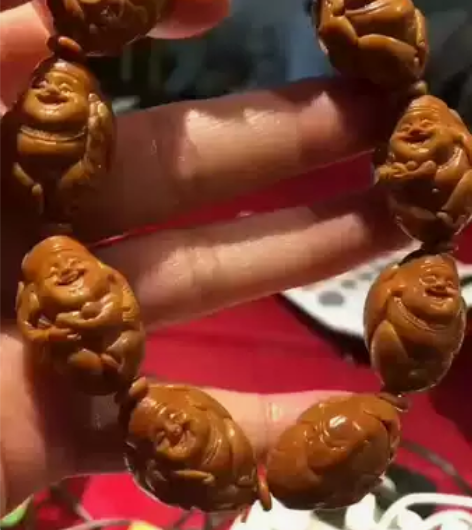 橄榄核八宝财神手串招财进宝橄榄核胡八小财神...