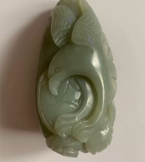 玉雕，青玉正面雕的是老鹰 感兴趣的话点“我...