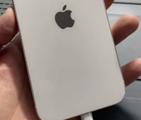 苹果12，无锁带面容双卡全网通64g，后换...