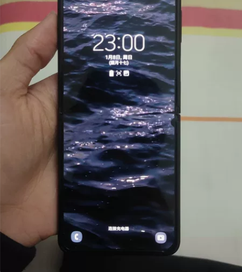 三星zflip3折叠屏手机,是256G的,...