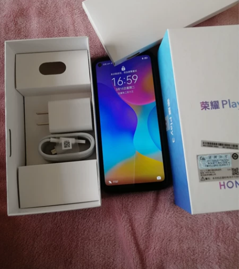 荣耀play3 6+128，已升级鸿蒙，无...