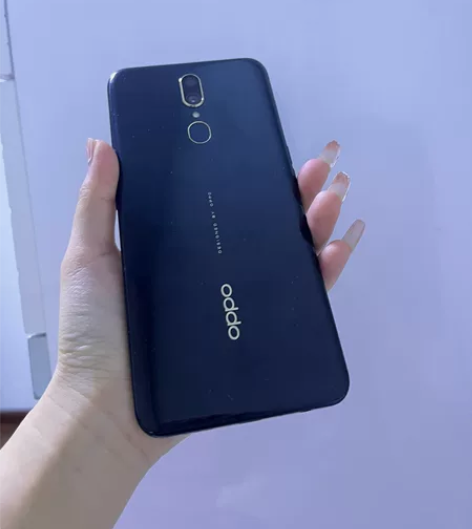 oppo a9，128g，自用款，一直贴膜...