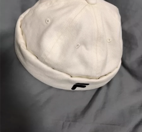 FILA FUSION斐乐瓜皮帽 没戴过几...