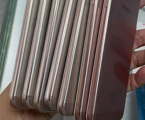 二手OPPOA57/3+32G/148元包...