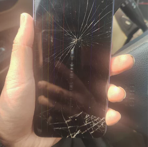 oppo A72，开机屏坏，成色如图，内存...
