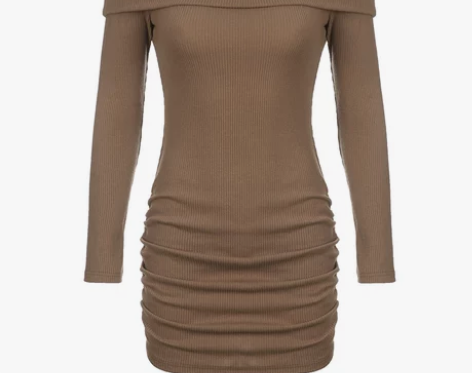 简约气质纯色修身一字肩褶皱连衣裙秋冬漏肩长...