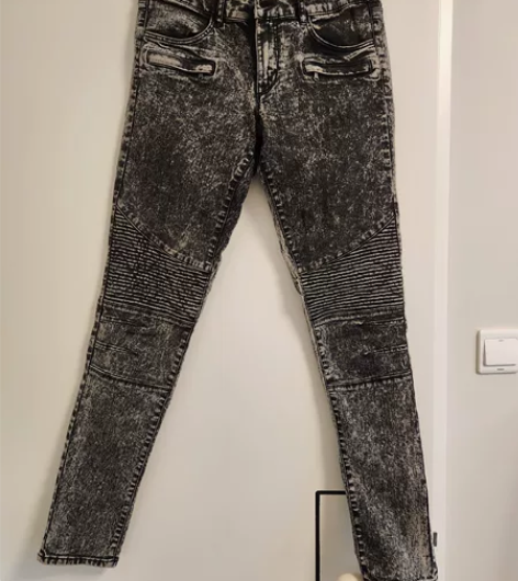 HM牛仔裤特殊颜色 尺码10     17...