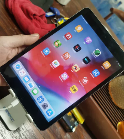 闲置着，便宜出苹果平板ipadmini  ...
