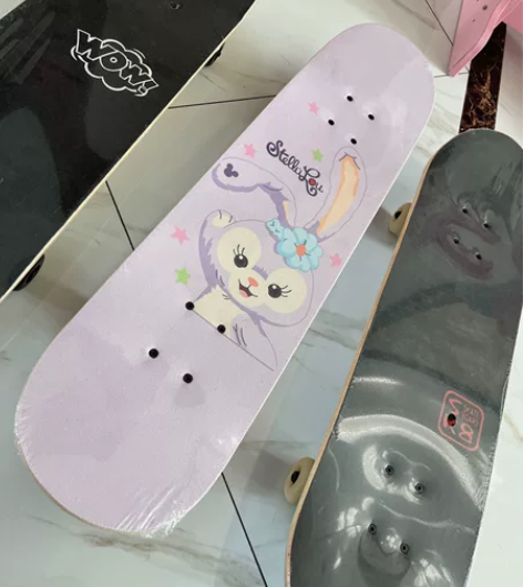 家里还有几块小朋友玩的滑板 儿童滑板 全新...