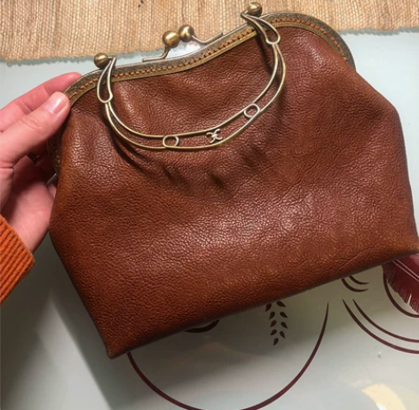 女士手包，真皮，手工做 感兴趣的话点“我想...