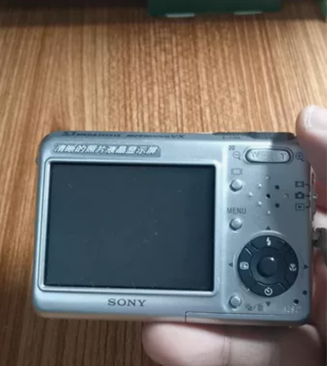 索尼dsc-T3经典数码相机，功能正常，品...
