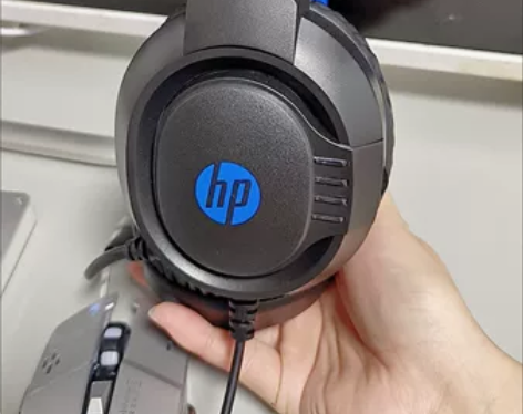 耳机的款式为 HP/惠普GH10电脑耳机游...
