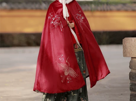 珍缕原创汉服【朝晖】长款连帽加绒加厚刺绣披...