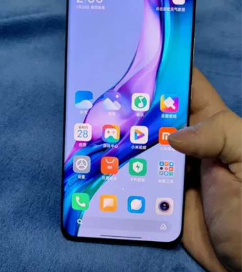 小米11ultra 官方售后换过屏幕,有细...