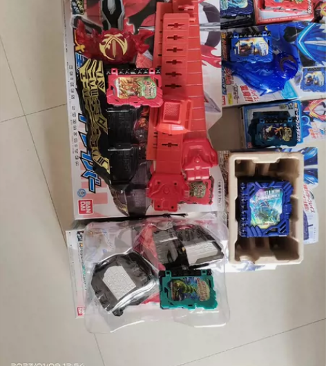 急出，假面骑士saber 圣刃 腰带 圣剑...