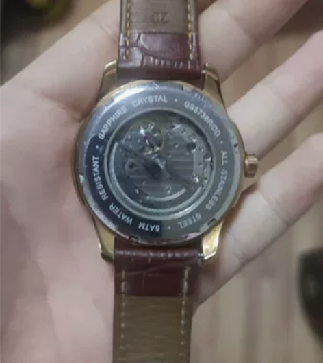 北国三千多买的天王手表，机械的。戴不习惯，...