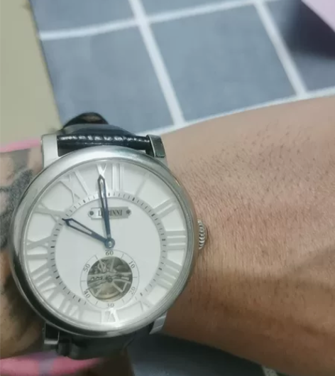罗宾尼 机械手表 感兴趣的话点“我想要”和...