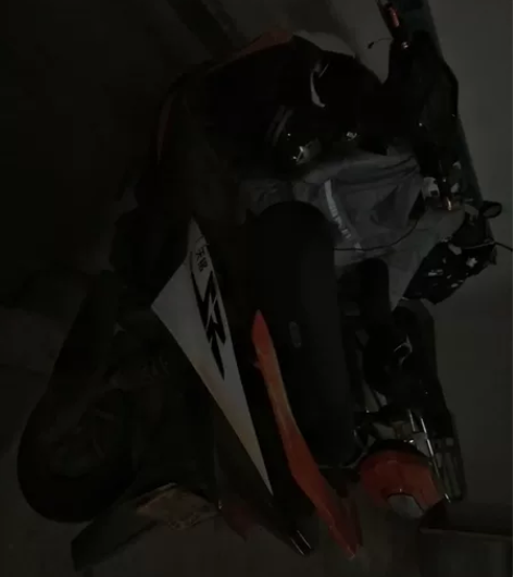 本人一辆电瓶车出售！价格600元。 感兴趣...