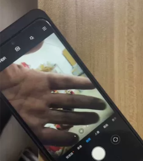 小米cc9  128g 感兴趣的话点“我想...