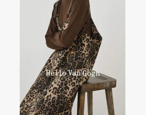 时游豹纹背带裙春夏季新款V领宽松复古百搭开...