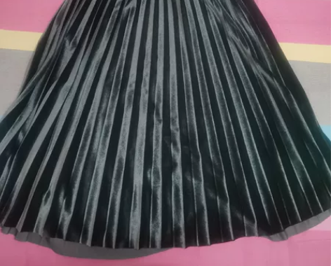 雾霾蓝百褶裙，中长款，四季可穿，基本全新，...