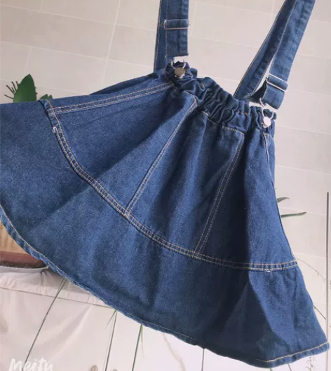 新款韩版a字牛仔背带裙子 裙长：短裙 适用...