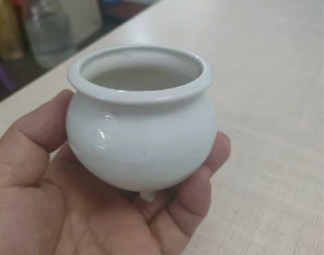 小香炉一个，适合文人墨客在案头熏香 感兴趣...