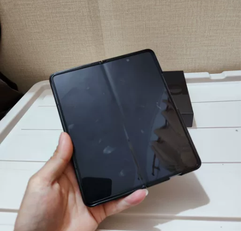 三星fold4国行12+256黑色 使用一...
