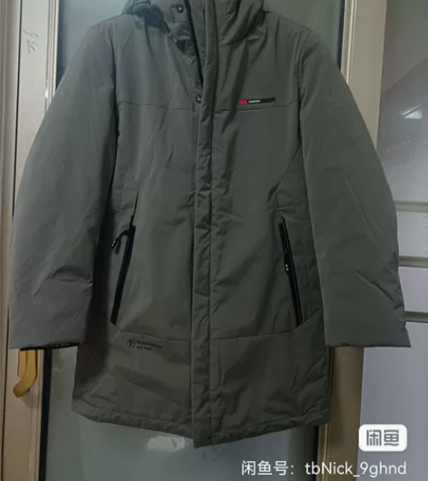 阿玛尼男士加厚羽绒服：是全新的：质量很好：...