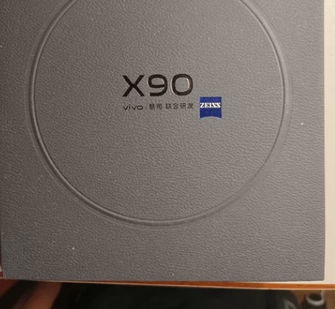 vivo x90 8 256黑色一台 成色...