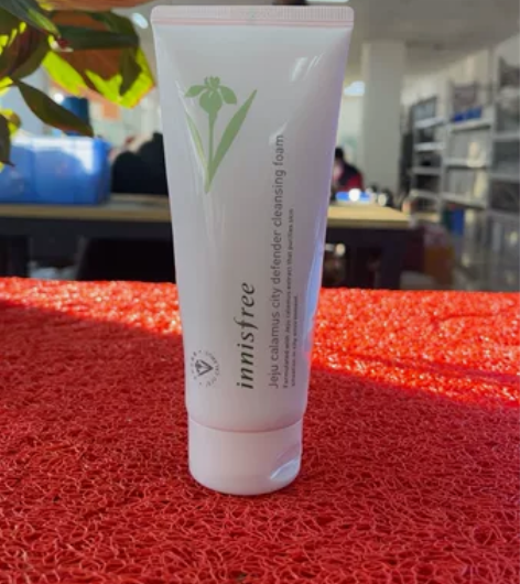 悦诗风吟济州菖蒲都市净化氨基酸洁面150m...