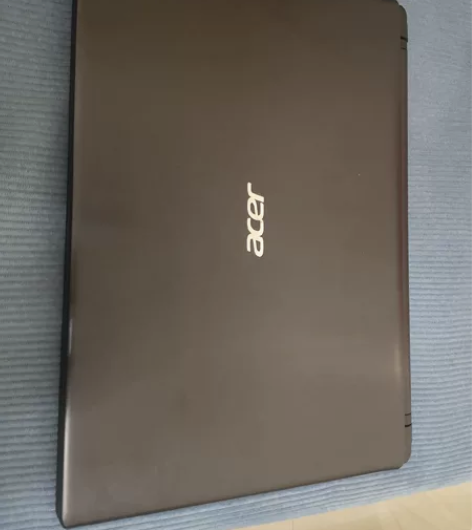 自己加了一块500G的机械硬盘，上网课的首...