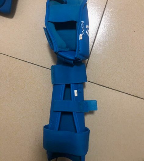 九日山正品空手道护脚护脚背 感兴趣的话点“...
