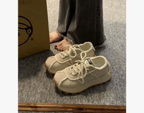 贾不假女运动休闲鞋2022年新款冬季厚底时...