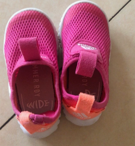 阿迪.夏季网鞋..5k内长12. 感兴趣的...