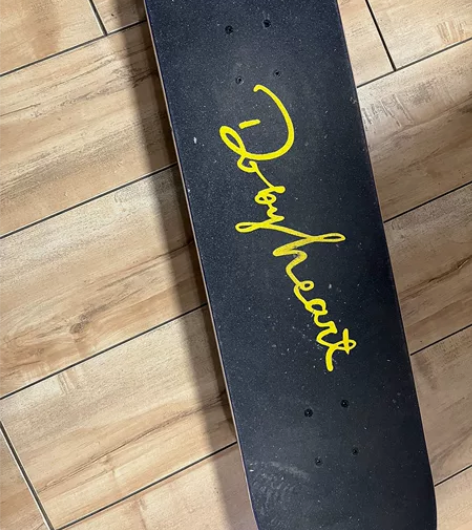 出dbh滑板，膝盖受伤玩不了滑板了，滑的不...