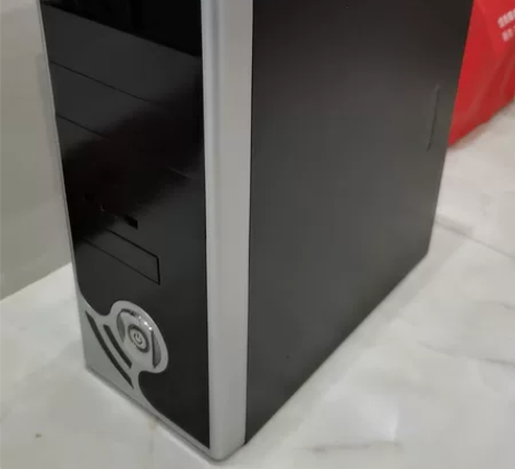台式电脑主机机箱+光驱 黑色，适合办公用不...