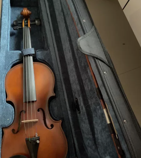 出二手小提琴，没拉过几次，给钱就出，收货当...