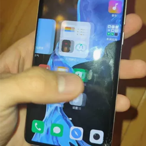 魅族18  ，8+128， 机身玻璃全损，...