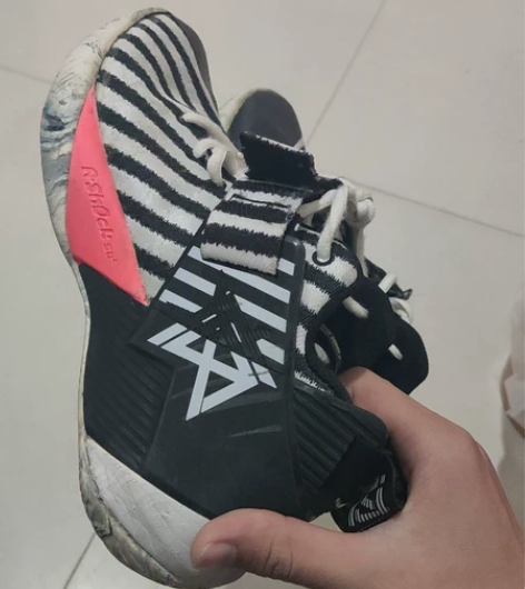 安踏要疯，便宜出要的来，价格可谈 感兴趣的...